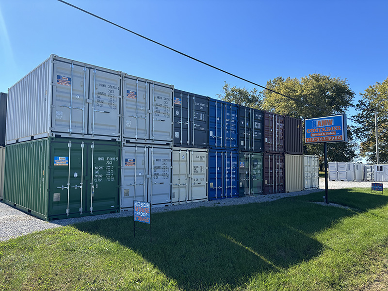 new and used 20' & 40' long shipping containers for sale and rent in Sandoval, IL,.